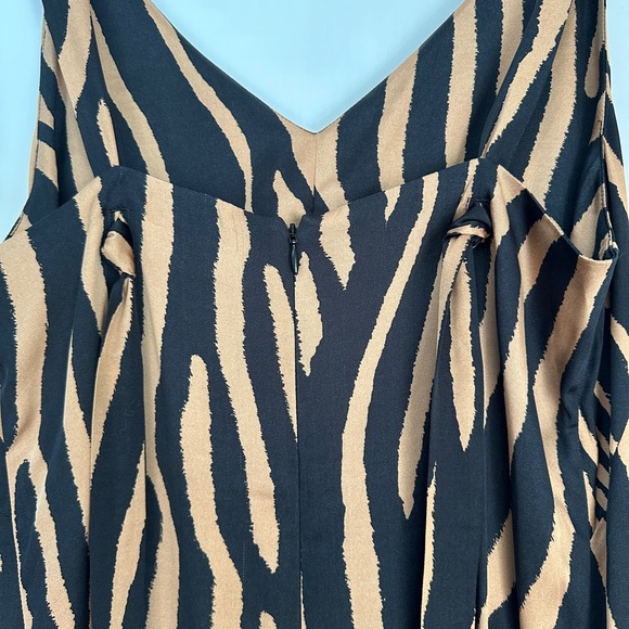 Veronika Maine Dress Size AUS 10 - Picture 2 of 12